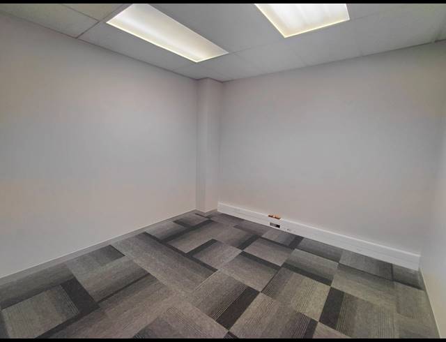 388M² OFFICE TO LET IN FOURWAYS